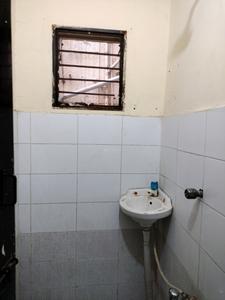 Common Bathroom One Image of 450 Sq.ft 1 BHK Apartment / Flat for sale in Sector 23B Dwarka New Delhi for Rs. 6500000