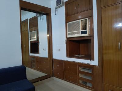 Bedroom Image of 1800 Sq.ft 3.5 BHK Apartment / Flat for sale in Rudra Buildwell Jagdambe Apartments, Sector 62 Noida for Rs. 20000000