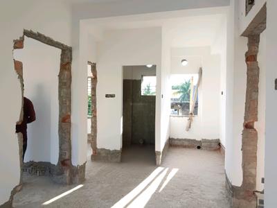 Living Room Image of 845 Sq.ft 2 BHK Apartment / Flat for sale in Behala Kolkata for Rs. 3350000