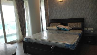 Bedroom Image of 3851 Sq.ft 4 BHK Apartment / Flat for rent in Godrej Platinum, Hebbal Kempapura Bengaluru for Rs. 250000