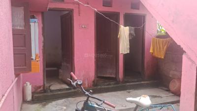 Bathroom Image of 250 Sq.ft 1 RK Independent House for rent in Tikrapara Raipur for Rs. 3500