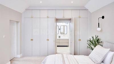 Bedroom Image of 2200 Sq.ft 4 BHK Apartment / Flat for sale in Shreepati Jade Park, Vile Parle West Mumbai for Rs. 93400000