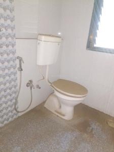 Common Bathroom Image of 1140 Sq.ft 2 BHK Apartment / Flat for sale in Taloja Navi Mumbai for Rs. 9500000