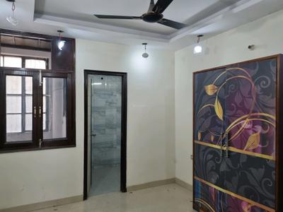Bedroom Image of 1080 Sq.ft 3 BHK Builder Floor for sale in DDA Residential Flats, Sector 8 Dwarka New Delhi for Rs. 14500000