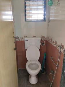 Common Bathroom Image of 800 Sq.ft 1 BHK Apartment / Flat for rent in Kopar Khairane Navi Mumbai for Rs. 30000