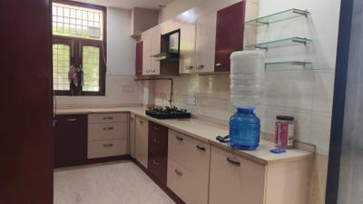Kitchen Image of 1800 Sq.ft 2 BHK Builder Floor for rent in Sector 41 Noida for Rs. 40000
