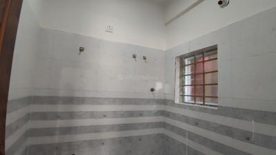 Bathroom Image of 700 Sq.ft 1 BHK Builder Floor for rent in Bommanahalli Bengaluru for Rs. 20000