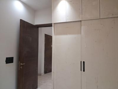 Bedroom Image of 900 Sq.ft 3 BHK Builder Floor for sale in Paschim Vihar New Delhi for Rs. 19000000