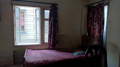 Bedroom Image of Pg in Golfgreen, kolkata in Golf Green, Kolkata