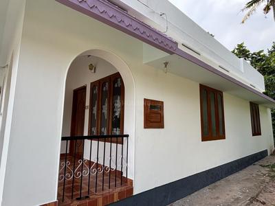 Image of 850 Sq.ft 2 BHK Independent House for rent in Karyavattom, Thiruvananthapuram for Rs. 13000