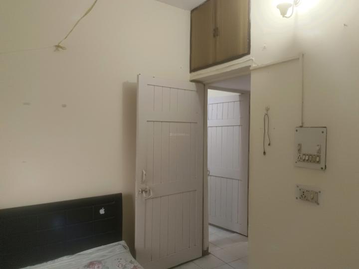 Dakshini Pitampura, Pitampura Bedroom Two 1