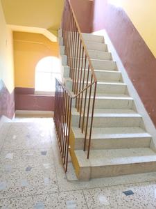 Staircase Image of 1390 Sq.ft 4 BHK Apartment / Flat for rent in Santoshpur Kolkata for Rs. 30000