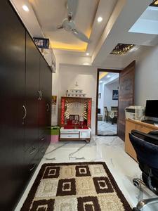 3.5 BHK Flat