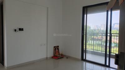 Living Room Image of 750 Sq.ft 2 BHK Apartment / Flat for rent in Five Star Royal Ace, Wakad Pune for Rs. 28000