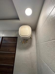 Bathroom Image of 1330 Sq.ft 2 BHK Apartment / Flat for rent in AGI Jalandhar Heights, Pholriwal Jalandhar for Rs. 30000