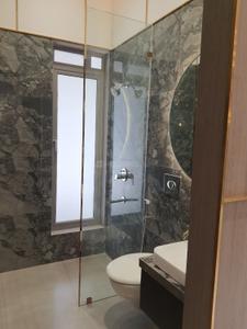 Bathroom Image of 1050 Sq.ft 2 BHK Apartment / Flat for sale in Paradigm Anantaara, Borivali West Mumbai for Rs. 28000000