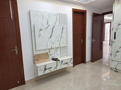 Bedroom Image of 1450 Sq.ft 3 BHK Builder Floor for sale in Janakpuri New Delhi for Rs. 21000000