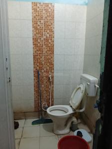 Bathroom Image of 900 Sq.ft 1 BHK Independent House for rent in Najafgarh New Delhi for Rs. 10000