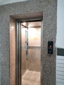 Lift Image of 1050 Sq.ft 3 BHK Apartment / Flat for sale in Suraj Vihar New Delhi for Rs. 7050000