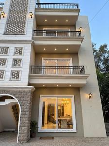 Image of 1050 Sq.ft 2 BHK Apartment / Flat for sale in Kharar, Mohali for Rs. 4600000