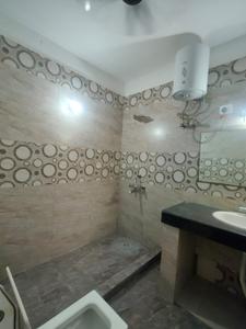 Image of 1800 Sq.ft 3 BHK Builder Floor for rent in Sector 41, Noida for Rs. 35000
