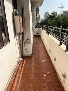Balcony Image of 2500 Sq.ft 4 BHK Apartment / Flat for rent in Arunima Palace Apartment, Vasundhara Ghaziabad for Rs. 42000