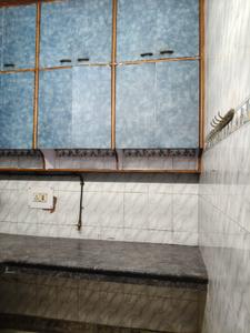 Kitchen Image of 700 Sq.ft 2 BHK Builder Floor for rent in Paschim Vihar New Delhi for Rs. 22150