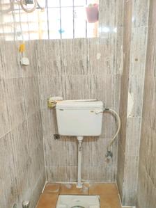 Common Bathroom Image of 900 Sq.ft 2 BHK Apartment / Flat for rent in Prabhavathi Paramount A and B, Electronic City Bengaluru for Rs. 19000