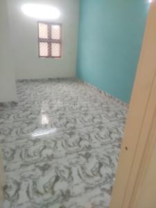 Bedroom Image of 800 Sq.ft 2.5 BHK Builder Floor for rent in Sector 40 Noida for Rs. 31000