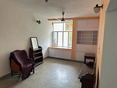 Hall Image of 2000 Sq.ft 3.5 BHK Duplex for sale in DDA B5 and 6 Block D, Vasant Kunj New Delhi for Rs. 46000000