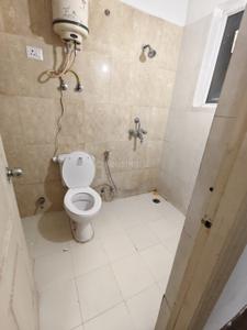 Bathroom Image of 1920 Sq.ft 3 BHK Apartment / Flat for rent in MVL Coral, Milakpur Goojar Bhiwadi for Rs. 23000