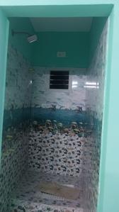 Bathroom Image of 600 Sq.ft 2 BHK Independent House for rent in Medavakkam Chennai for Rs. 16000