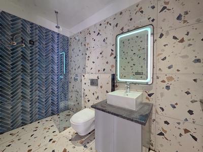 Bathroom Image of 2030 Sq.ft 3 BHK Apartment / Flat for sale in Jakhan Dehradun for Rs. 16000000