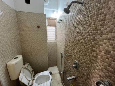 Bathroom Image of 881 Sq.ft 2 BHK Apartment / Flat for sale in BG Bally Lake County, Bally Howrah for Rs. 4500000