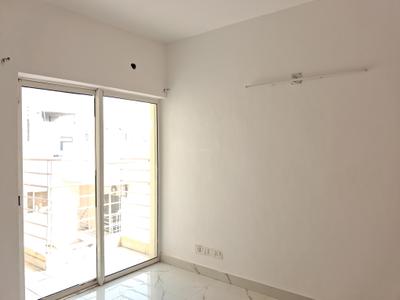 Bedroom Image of 924 Sq.ft 2 BHK Apartment / Flat for rent in Paras Tierea, Sector 137 Noida for Rs. 25000