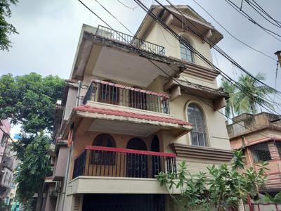 Building Image of 3000 Sq.ft 7 BHK Independent House for sale in Naktala Kolkata for Rs. 17000000