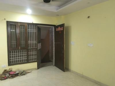 Living Room Image of 750 Sq.ft 2 BHK Builder Floor for rent in Mayur Vihar Phase 1 New Delhi for Rs. 25000