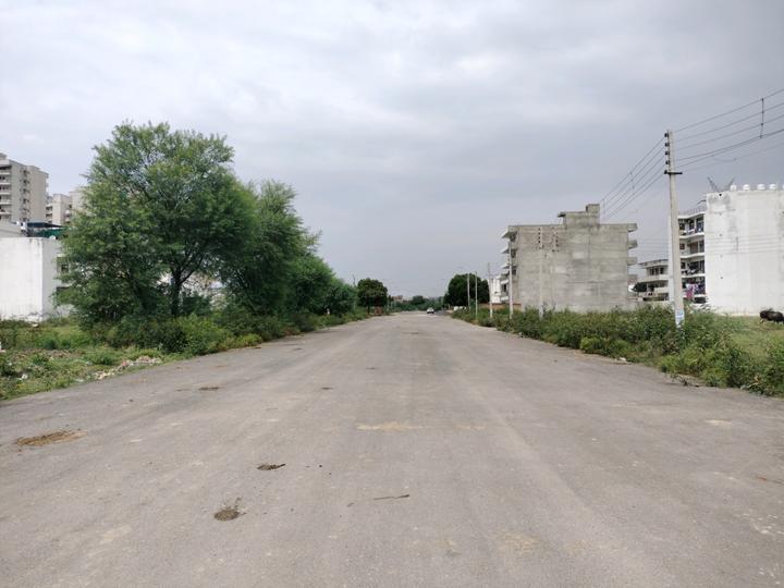 Sector 75 Main Image 1