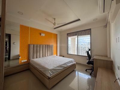 Bedroom Image of 1500 Sq.ft 3 BHK Apartment / Flat for rent in Pristine Prolife, Wakad Pune for Rs. 49000