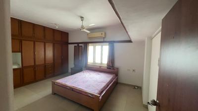 Bedroom Image of 1300 Sq.ft 3 BHK Apartment / Flat for rent in Race Course Vadodara for Rs. 30000