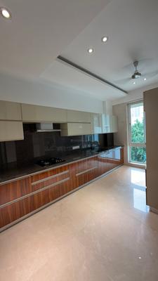 Kitchen Image of 2600 Sq.ft 6 BHK Apartment / Flat for sale in Santacruz West Mumbai for Rs. 150000000