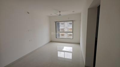 Living Room Image of 580 Sq.ft 2 BHK Apartment / Flat for rent in Shreeji Plaza, Malad West Mumbai for Rs. 45000