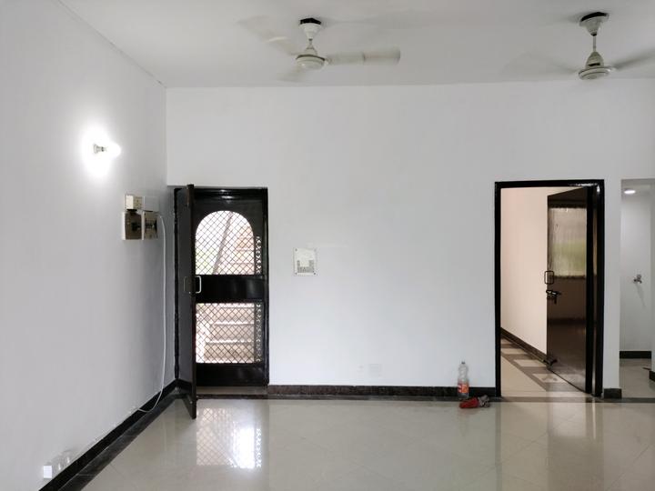 Gayatri Apartments Main Image 1
