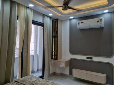 Bedroom Image of 1350 Sq.ft 4 BHK Builder Floor for sale in Dwarka Mor New Delhi for Rs. 13000000