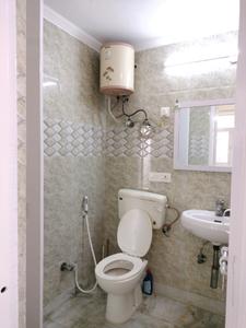 Common Bathroom Image of 1800 Sq.ft 3 BHK Apartment / Flat for rent in Sector 18 Dwarka New Delhi for Rs. 52000