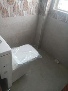 Common Bathroom Image of 610 Sq.ft 1 BHK Apartment / Flat for rent in Kondapur Hyderabad for Rs. 16000