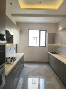 Kitchen Image of 2750 Sq.ft 3 BHK Builder Floor for rent in Sector 40 Gurgaon for Rs. 70000