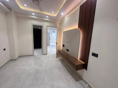 Bedroom Image of 2265 Sq.ft 4 BHK Builder Floor for sale in Emerald Crest 1, Sector 107 Noida for Rs. 13590000