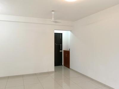 Living Room Image of 1000 Sq.ft 3 BHK Apartment / Flat for rent in Godrej Emerald, Kasarvadavali Thane for Rs. 38000