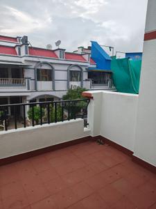 Balcony Image of 1000 Sq.ft 3 BHK Independent House for rent in Bawadiya Kalan Bhopal for Rs. 20000